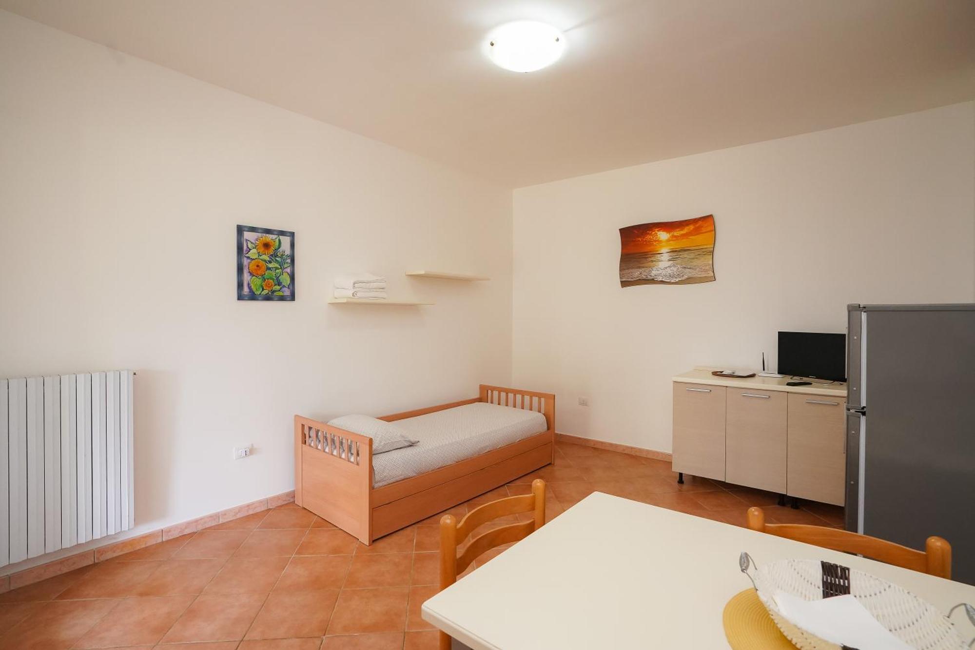 Casa Vacanza Russo Fernando Alimini Ngoại thất bức ảnh