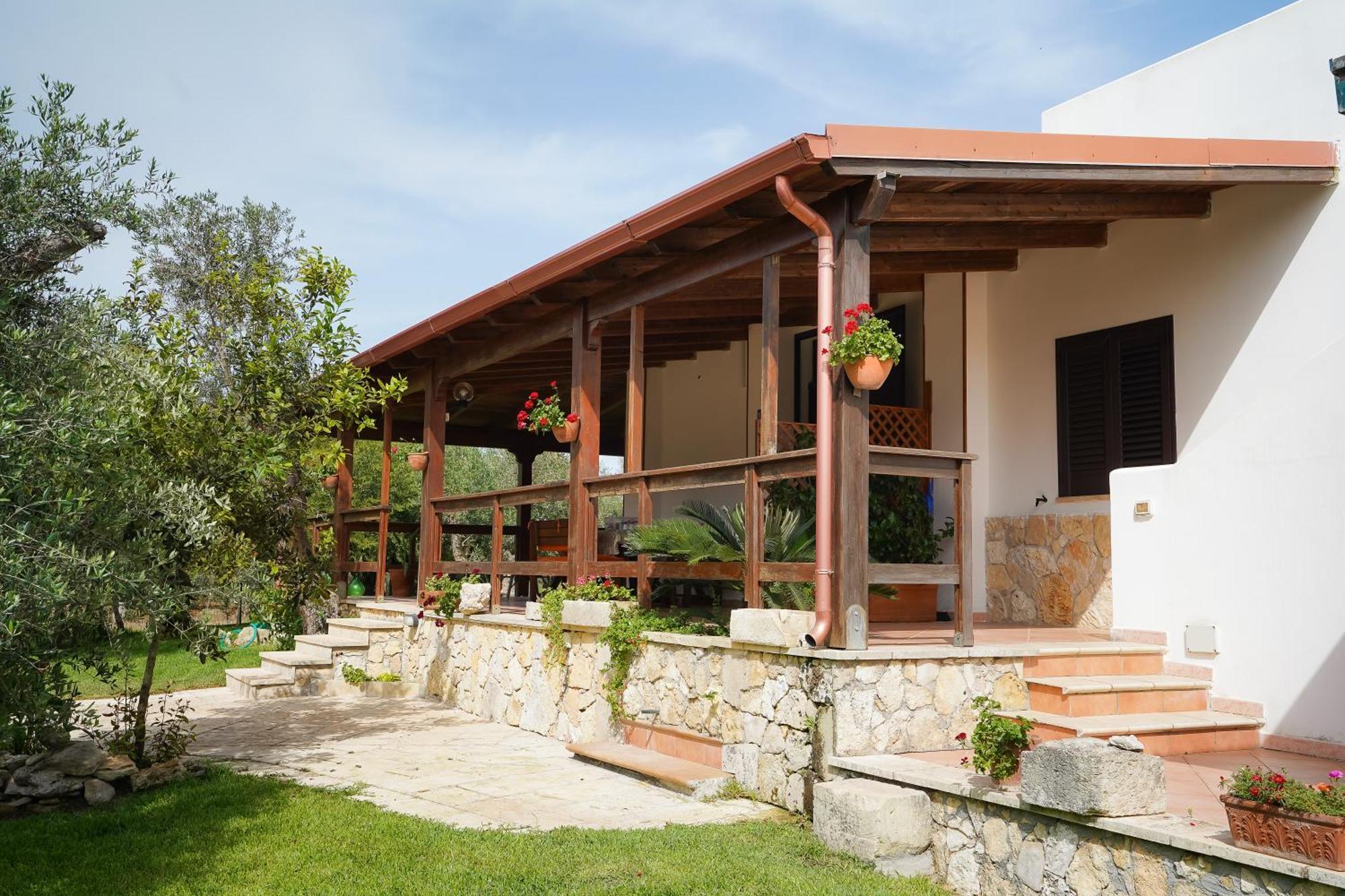 Casa Vacanza Russo Fernando Alimini Ngoại thất bức ảnh