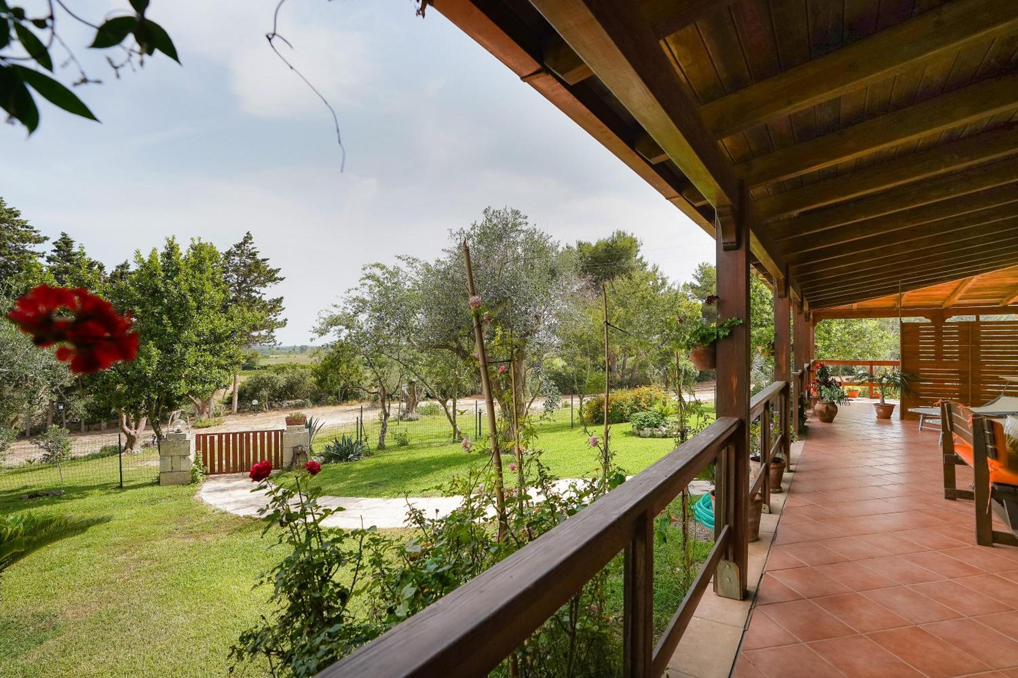 Casa Vacanza Russo Fernando Alimini Ngoại thất bức ảnh