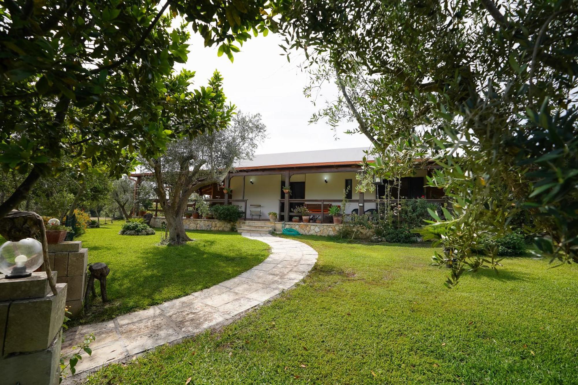 Casa Vacanza Russo Fernando Alimini Ngoại thất bức ảnh