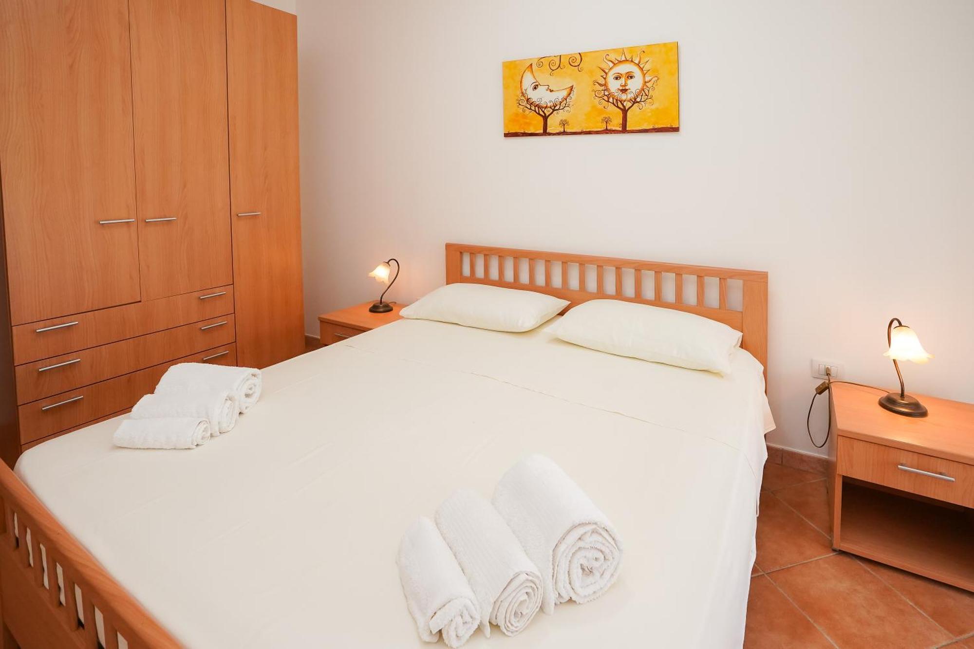 Casa Vacanza Russo Fernando Alimini Ngoại thất bức ảnh