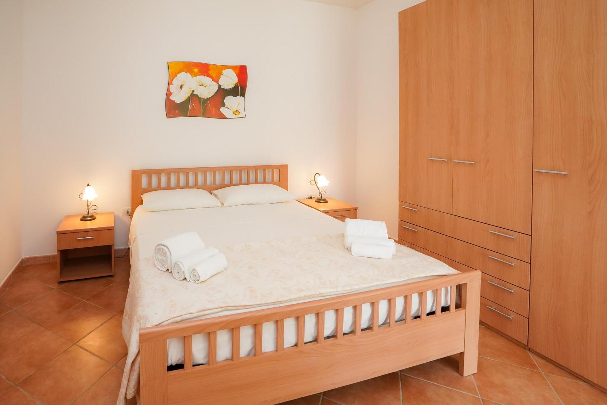 Casa Vacanza Russo Fernando Alimini Ngoại thất bức ảnh