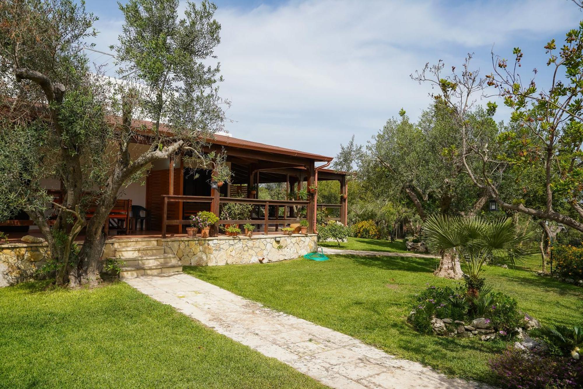 Casa Vacanza Russo Fernando Alimini Ngoại thất bức ảnh