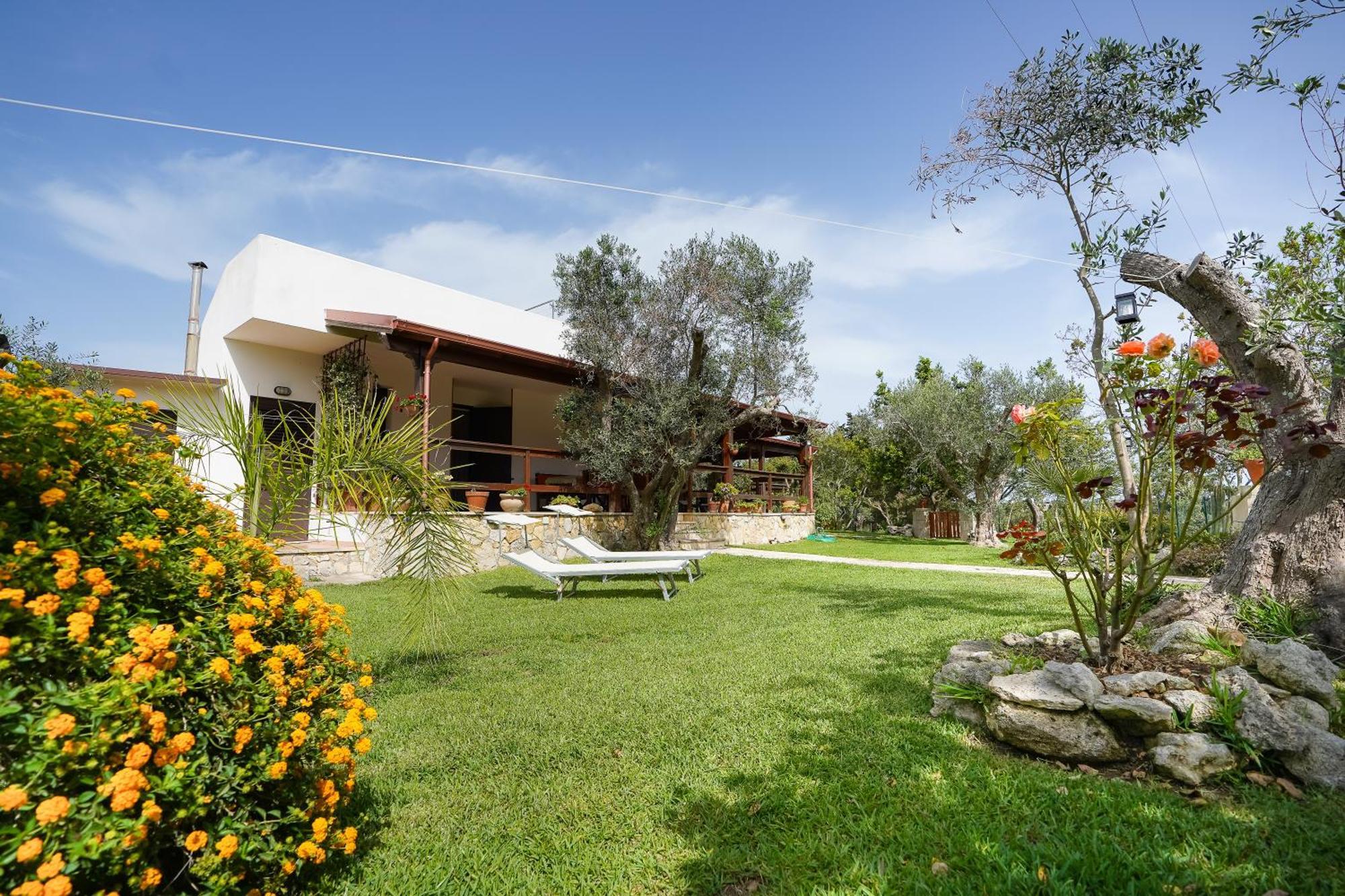 Casa Vacanza Russo Fernando Alimini Ngoại thất bức ảnh